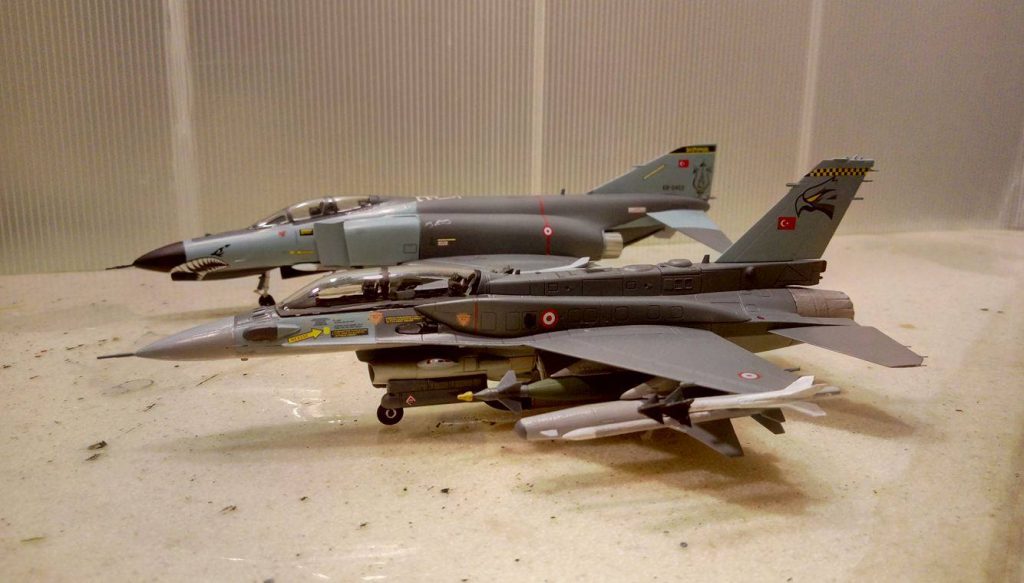 模型說故事 : 土耳其空軍出動F-16 和 F-4 戰機轟炸敘利亞境內的庫德族民兵 引來美國不快