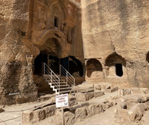 土耳其东部以弗所 三千骨骸地下墓穴：达拉古城（Dara Antik Kenti）