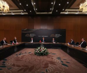 战略平衡俄、乌冲突，探讨土耳其的外交政策